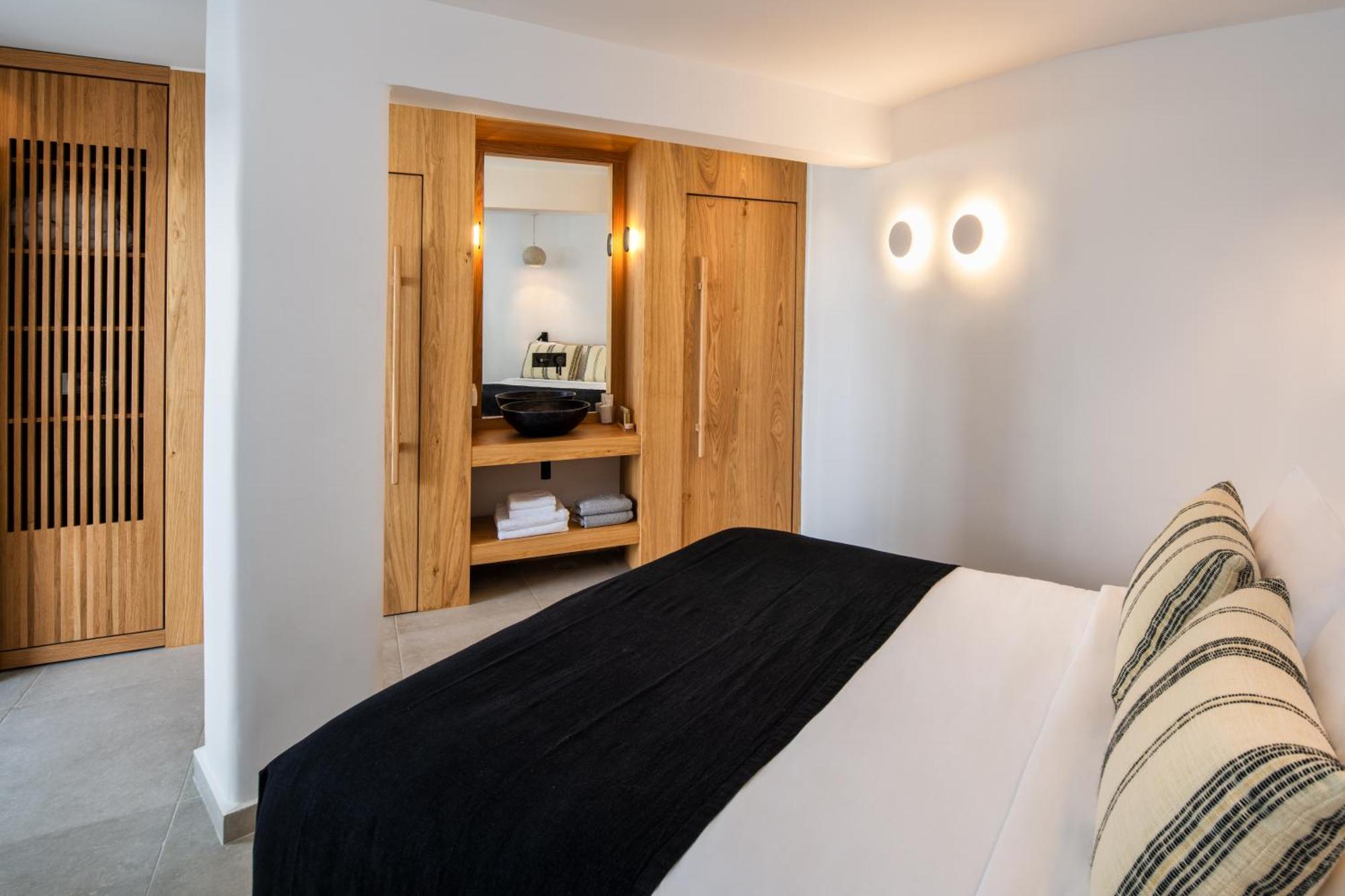 Callia Retreat Suites - Adults Only Fira (Santorini) Exterior foto