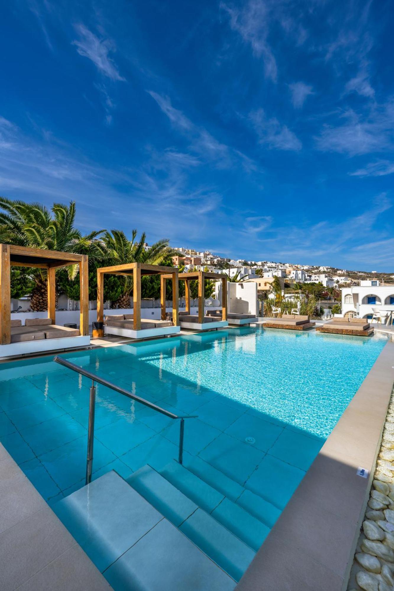 Callia Retreat Suites - Adults Only Fira (Santorini) Exterior foto