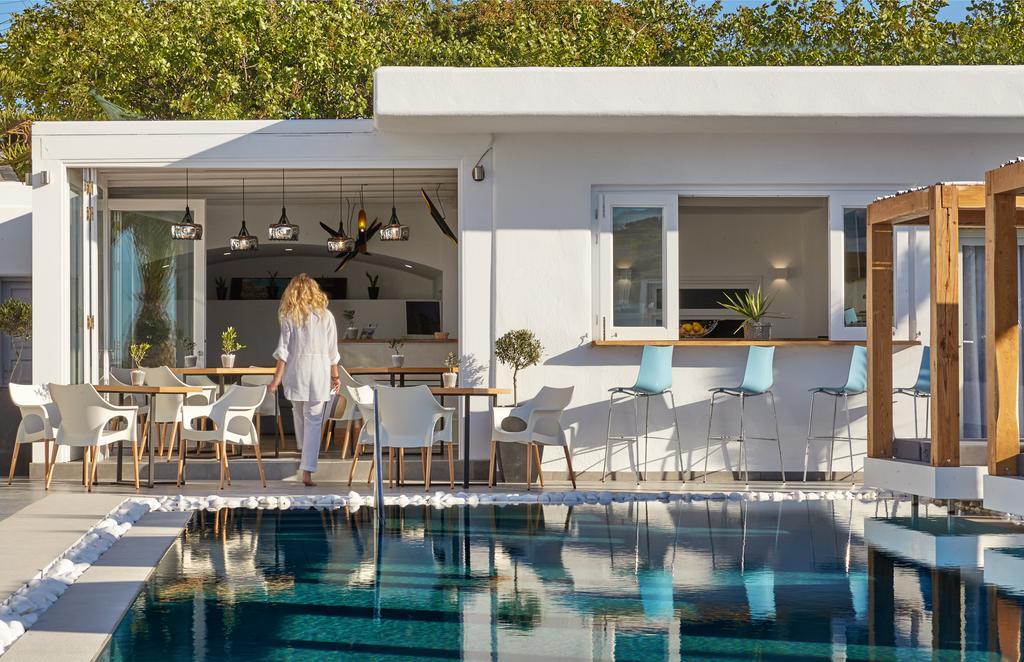Callia Retreat Suites - Adults Only Fira (Santorini) Exterior foto